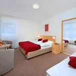 Lenka 3* Špindlerŭv Mlýn