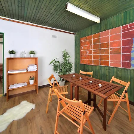 Lenka فندق Špindlerŭv Mlýn