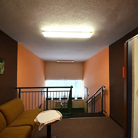 Hotel Lenka 3*